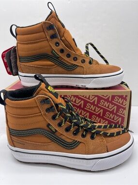 Vans • Men’s MITE Sk8-Hi Waterproof Insulated
Glazed Ginger
All Seasons Boots